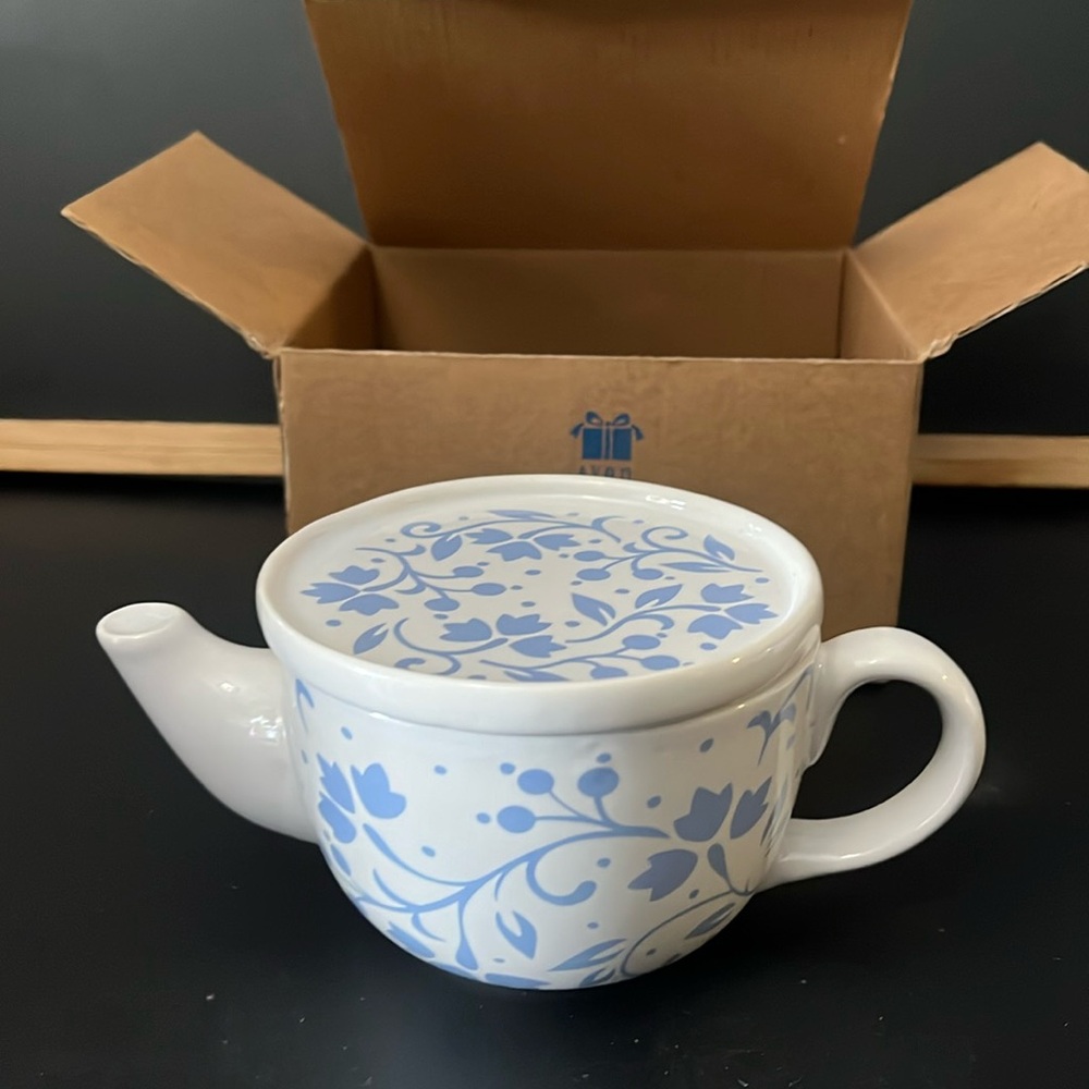 Vintage Avon warm and cozy mug 1997 NIB